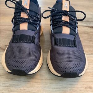 ON Women's Athletic Shoes - Black and Tan